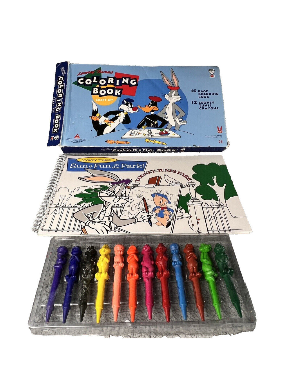 Vintage 1995 Looney Tunes Warner Coloring Book Crayons Set RARE w/box